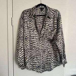 Forever 21 Silky Long Sleeve Button Up Blouse | Abstract Black & White Print | M